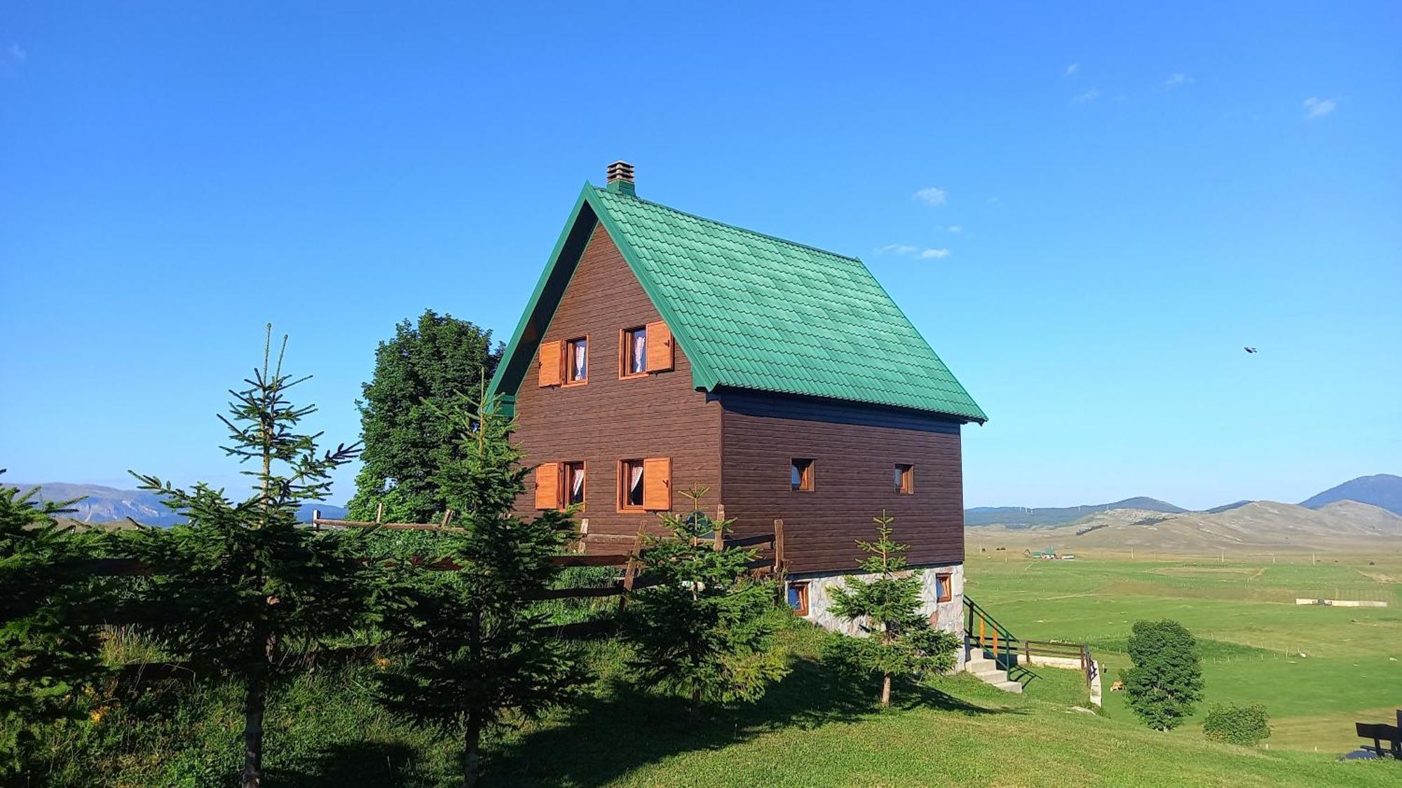 Family Farm Apartments Žabljak Exteriör bild